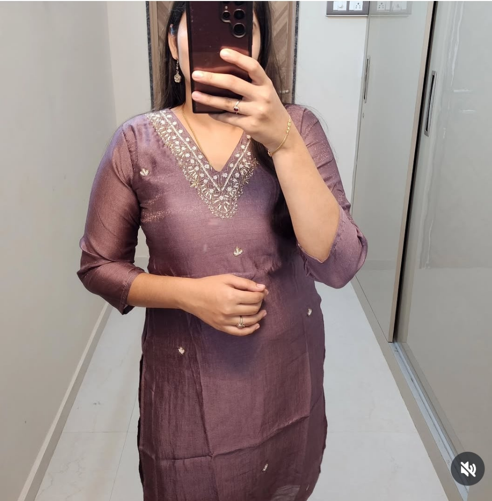 Vichithra Handwork kurti-V230