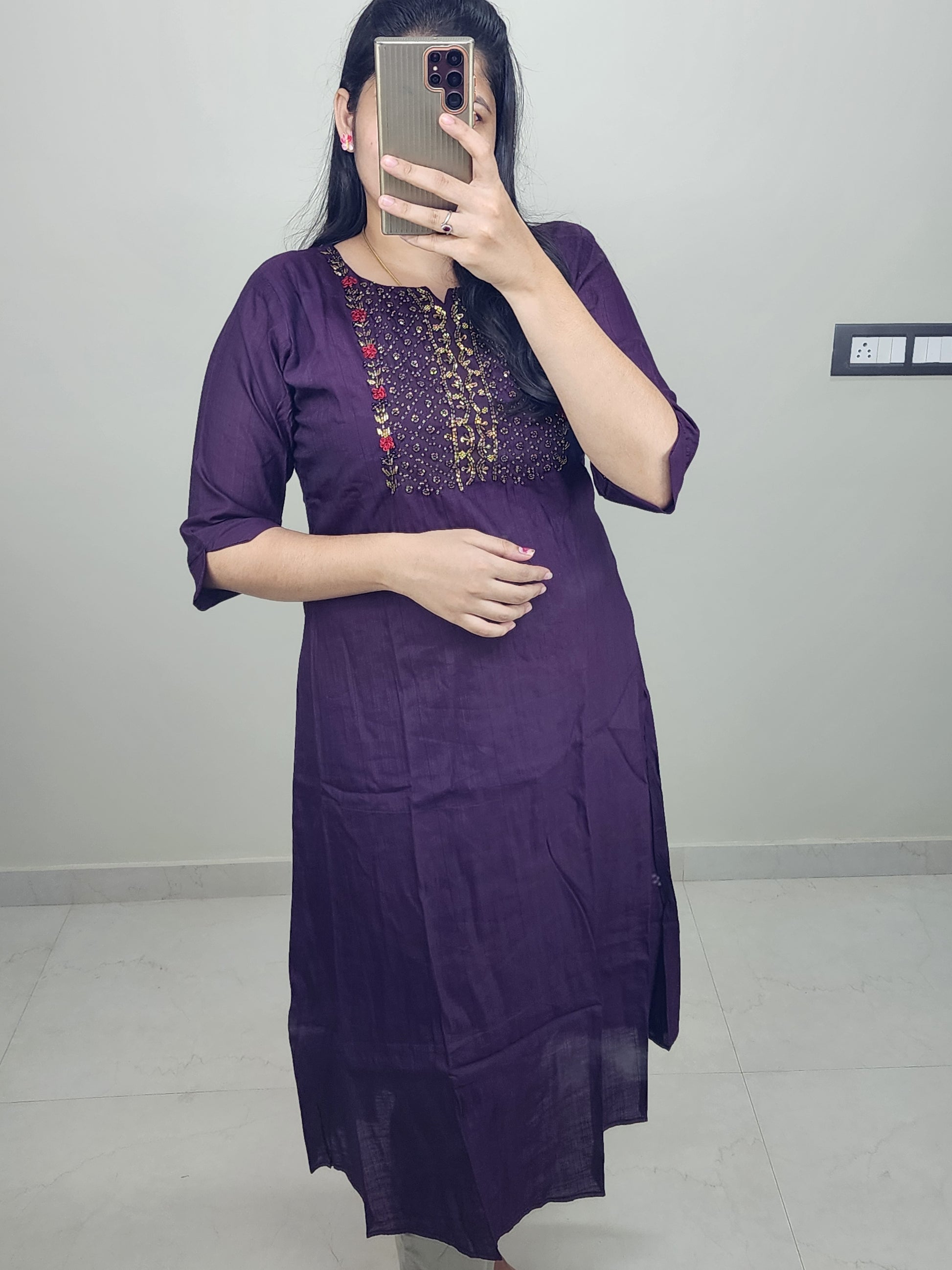 Vichithra silk Handwork-V326
